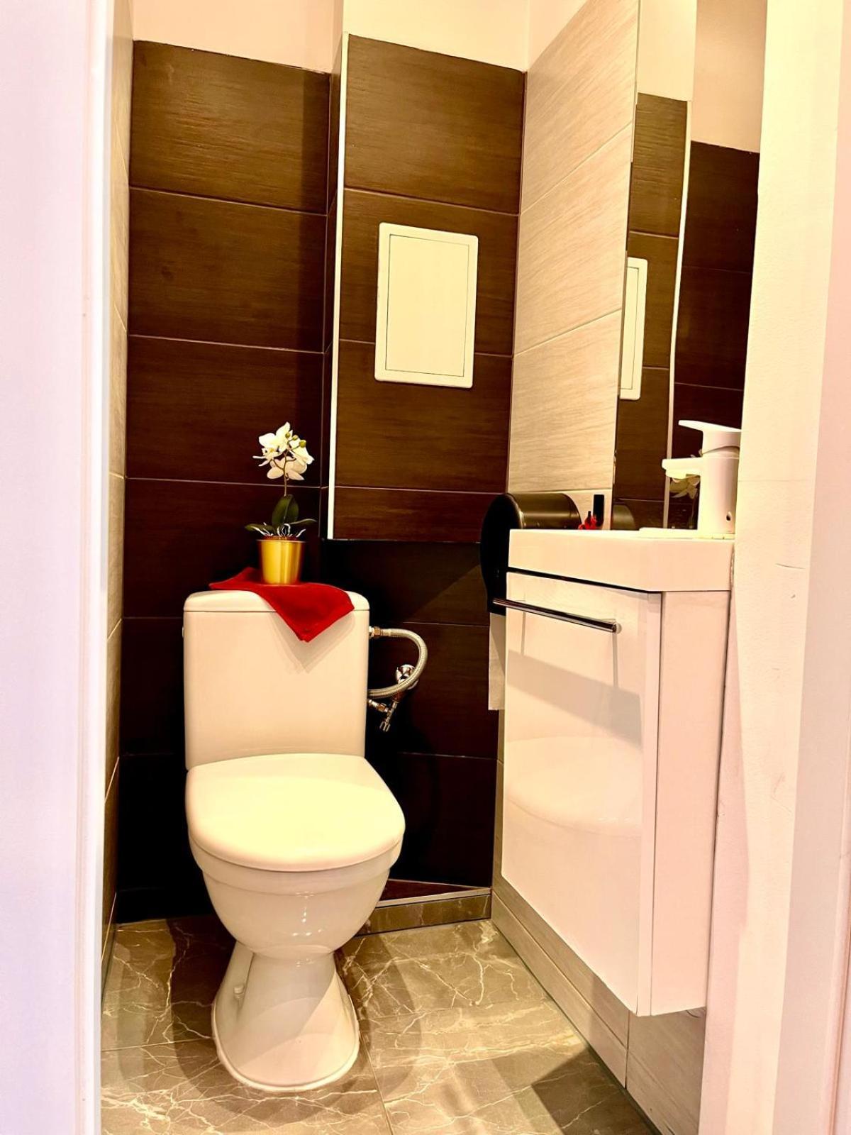 Petit 1 Bed Room Condo Warszawa Center エクステリア 写真