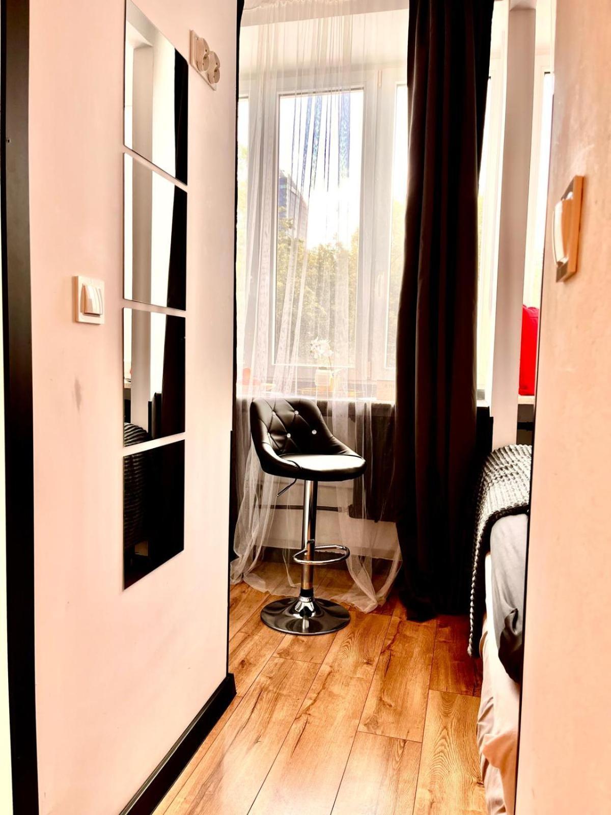 Petit 1 Bed Room Condo Warszawa Center エクステリア 写真